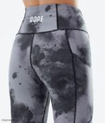 Dope Riided - naised kõrged tehnilised säärised Dope must batik B62VTF767 - Image 7